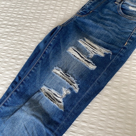 AE distressed skinnies - Picture 5 of 8